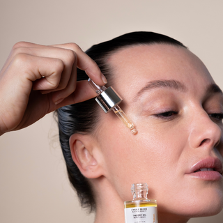 Dry_oil_square-Roll On Jade