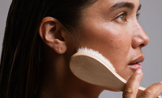 slideshow-face-brush_2-Roll On Jade